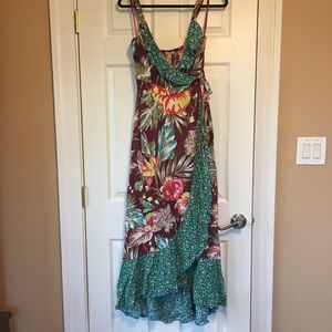 Francesca’s Tie Front Maxi❤️